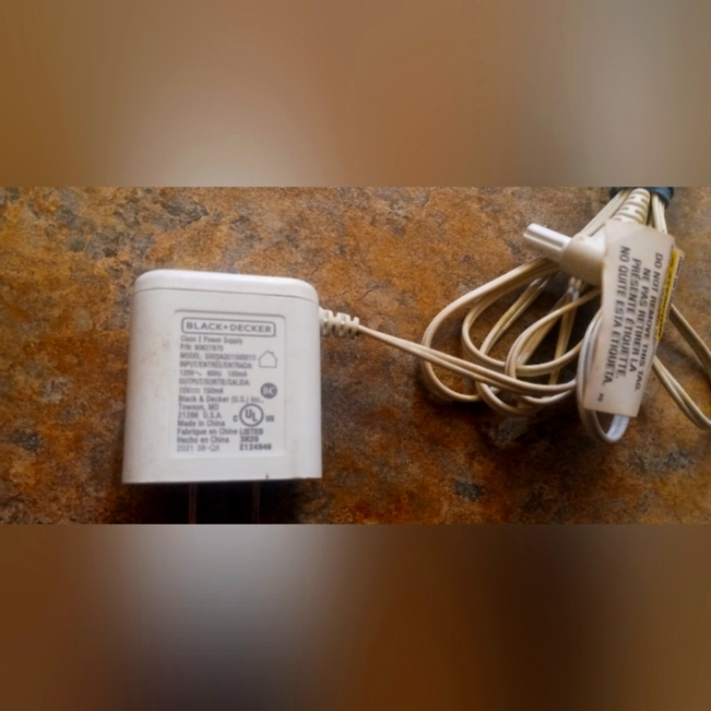 Black & Decker White Tablet/Accessory Power Adapter